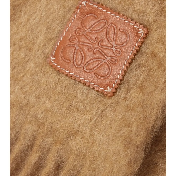 Loewe Anagram Appliquéd Fringed Mohair Scarf NWOT - Picture 5 of 6